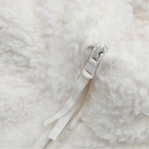 82. Wondershop Women’s NWT 2X Faux Shearling Half Zip Pullover, White - Picture 14 of 15